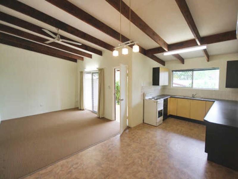 Stratford QLD 4870