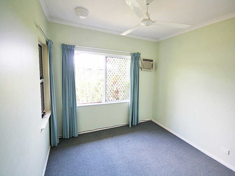 Manoora QLD 4870
