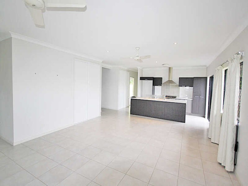 Bentley Park QLD 4869