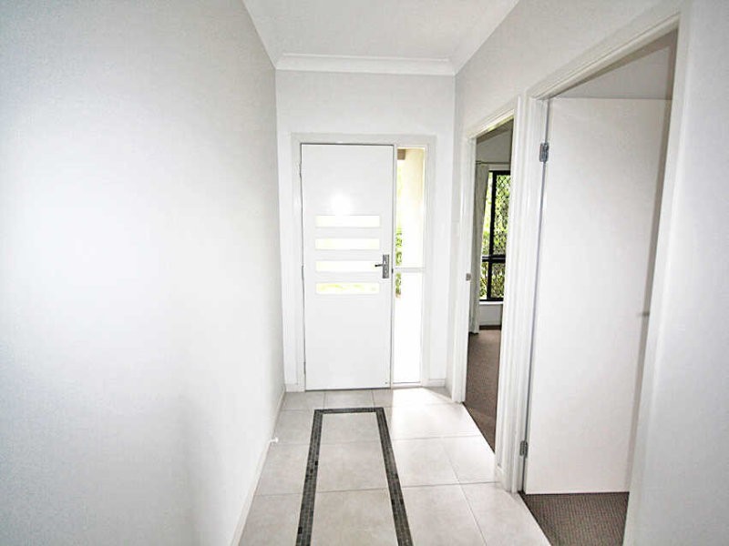 Bentley Park QLD 4869