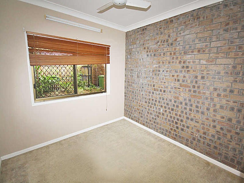 Holloways Beach QLD 4878