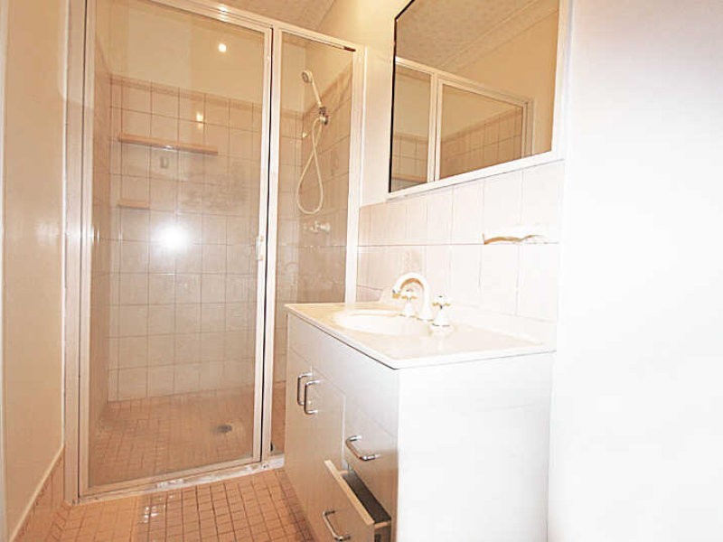 Holloways Beach QLD 4878