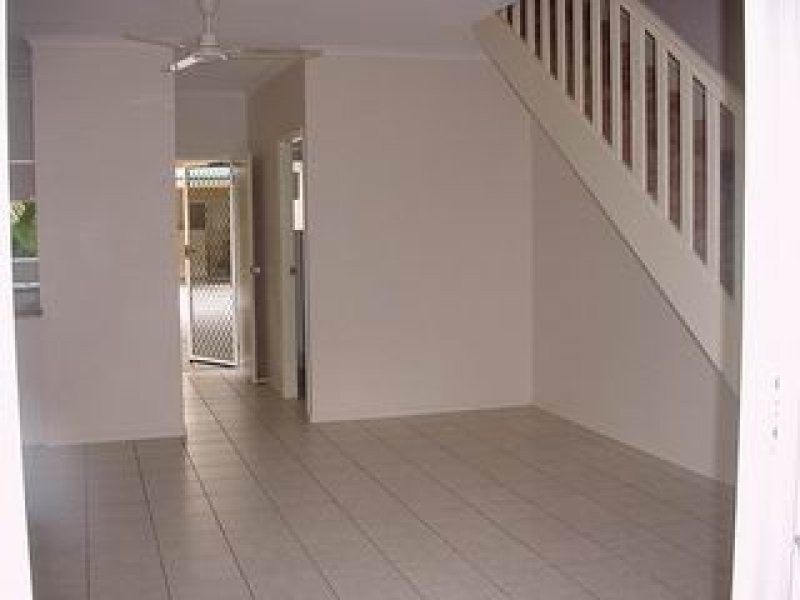 Manoora QLD 4870
