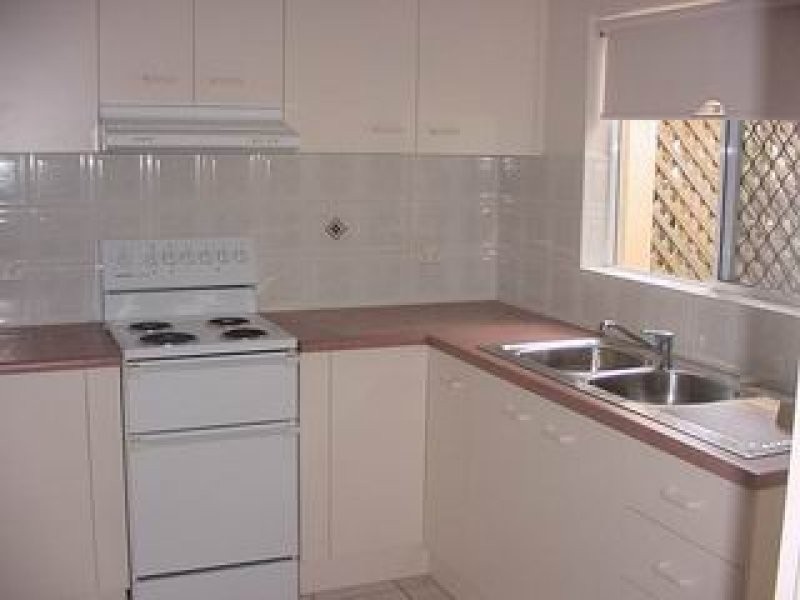Manoora QLD 4870