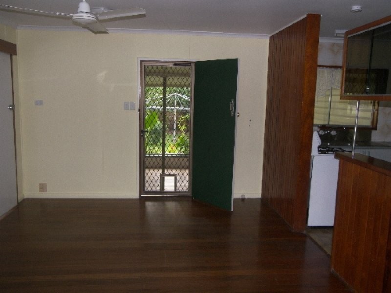 10 McGuigan Street, Earlville QLD 4870