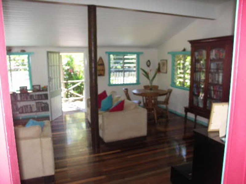 Machans Beach QLD 4878