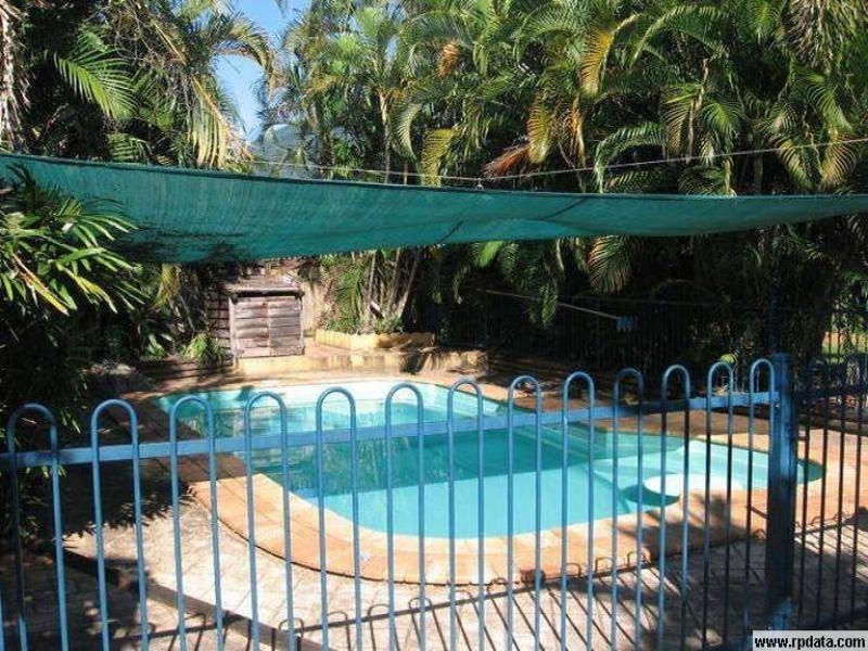 Bentley Park QLD 4869