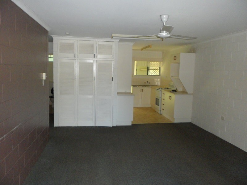 Mooroobool QLD 4870