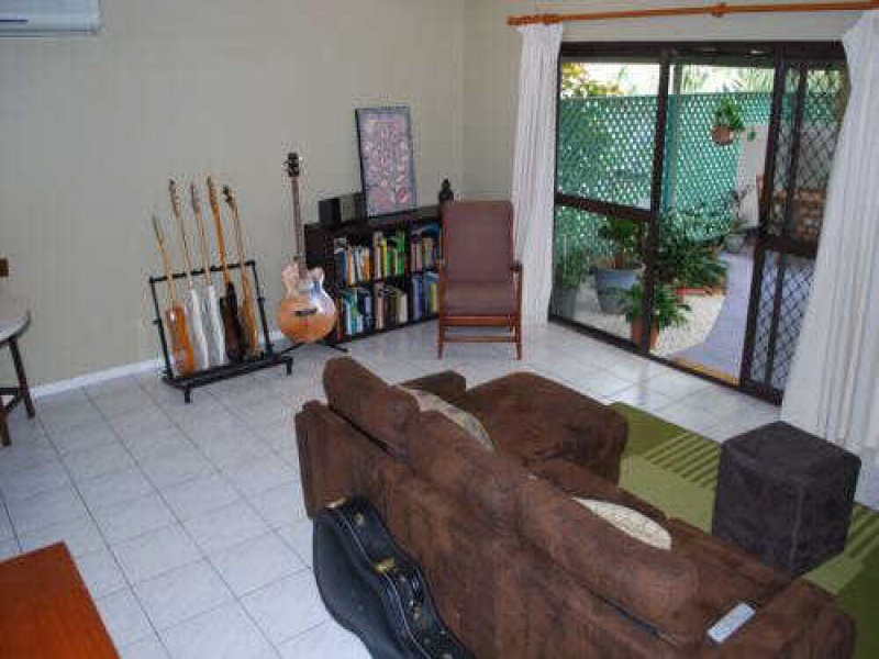 Manunda QLD 4870