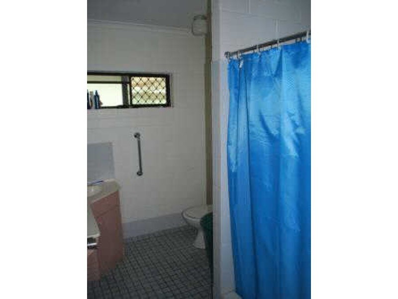 Manunda QLD 4870