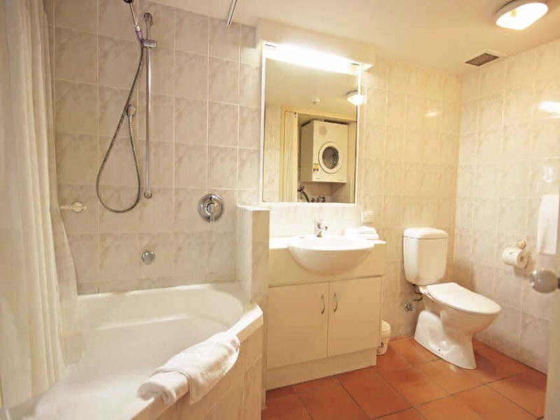 7/298 SHERIDAN STREET,, Cairns North QLD 4870