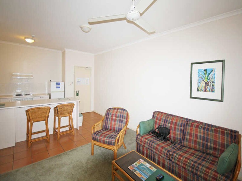 7/298 SHERIDAN STREET,, Cairns North QLD 4870