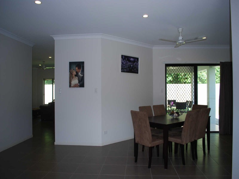 20 CLIFFDALE STREET, Bentley Park QLD 4869