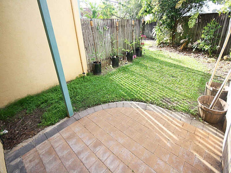 Manoora QLD 4870
