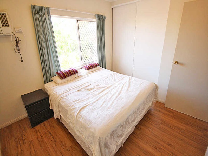 Manoora QLD 4870