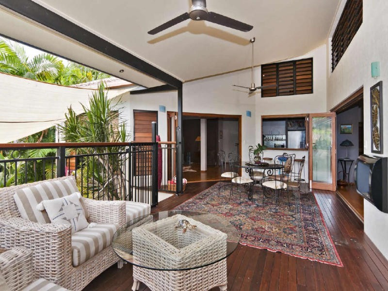 Kewarra Beach QLD 4879