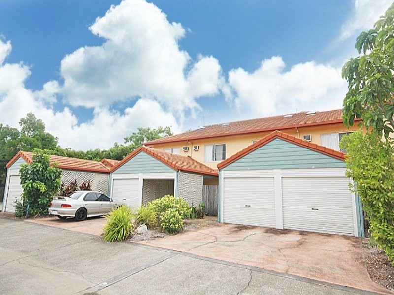 Manoora QLD 4870