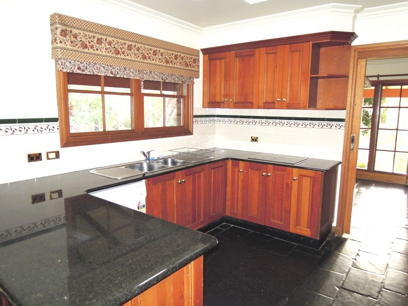 6 Bangor Road, Middle Dural NSW 2158