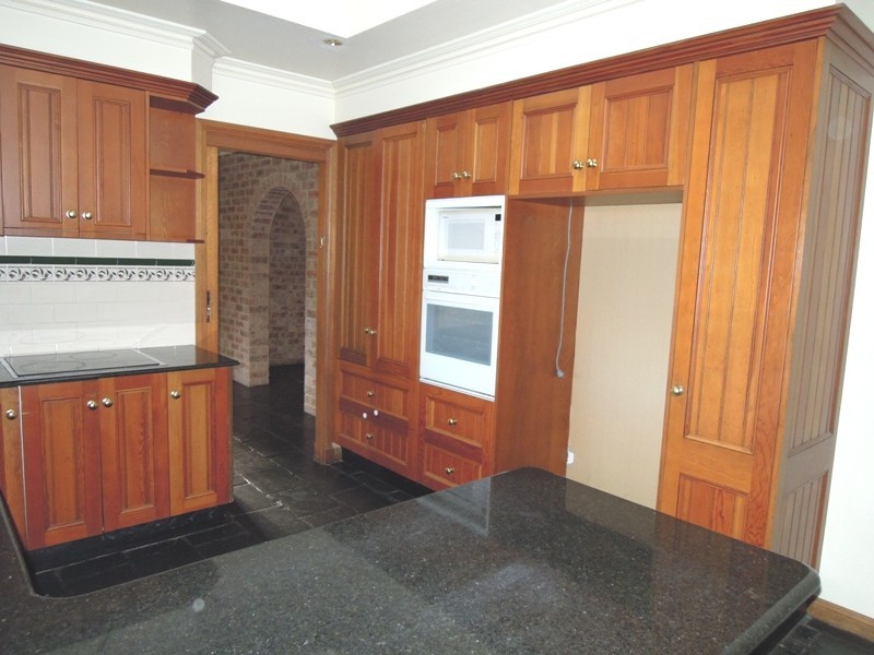 6 Bangor Road, Middle Dural NSW 2158