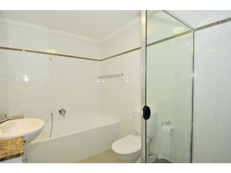 145/2  Dolphin Close, Chiswick NSW 2046
