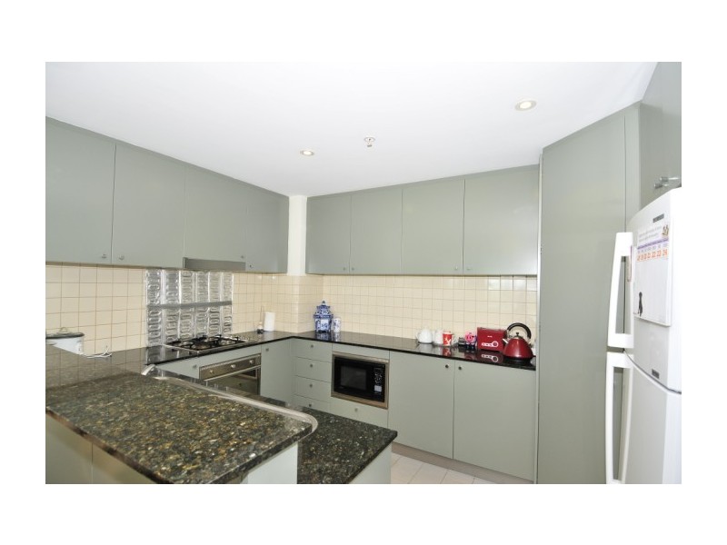 1101/2B Help Street, Chatswood NSW 2067