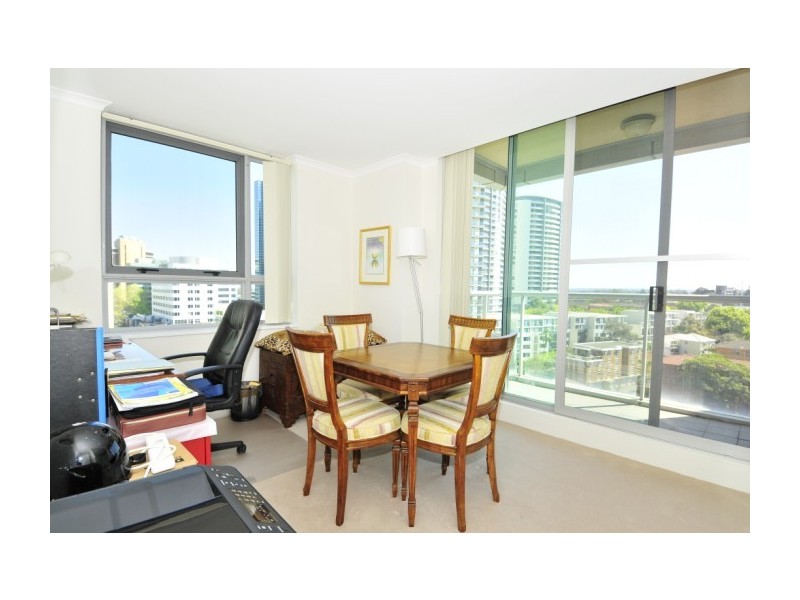 1101/2B Help Street, Chatswood NSW 2067