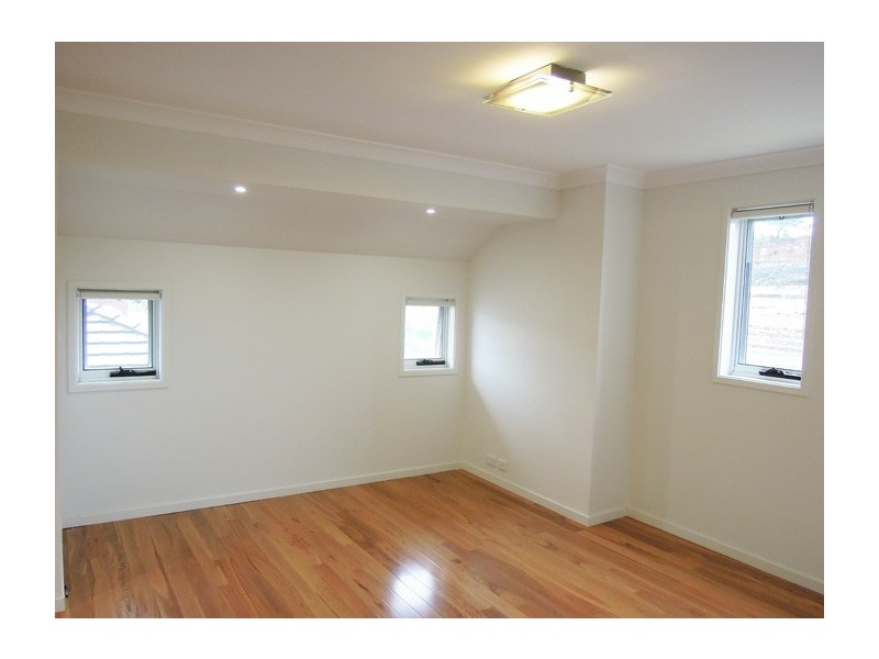 13 Birchgrove Cr., Eastwood NSW 2122