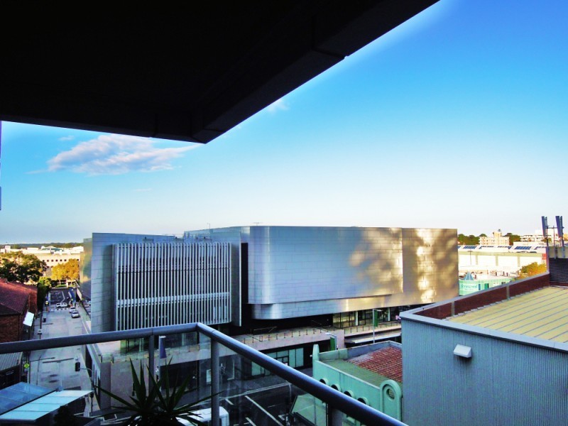 613/2B Help Street, Chatswood NSW 2067