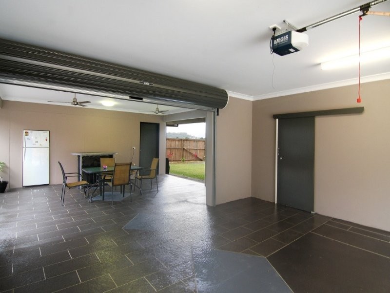 19 Raffles Avenue, Redlynch QLD 4870