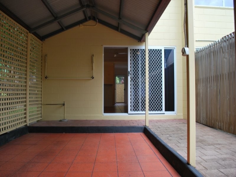 9/3 Tenni Street, Redlynch QLD 4870