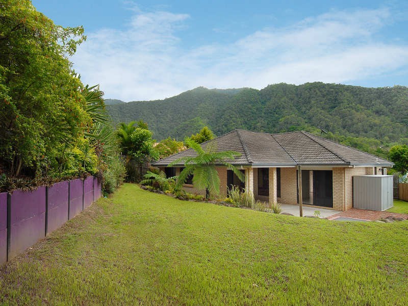 3 Ben Bolt Close, Redlynch QLD 4870