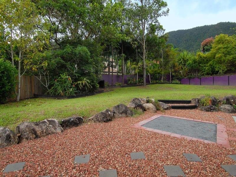 3 Ben Bolt Close, Redlynch QLD 4870