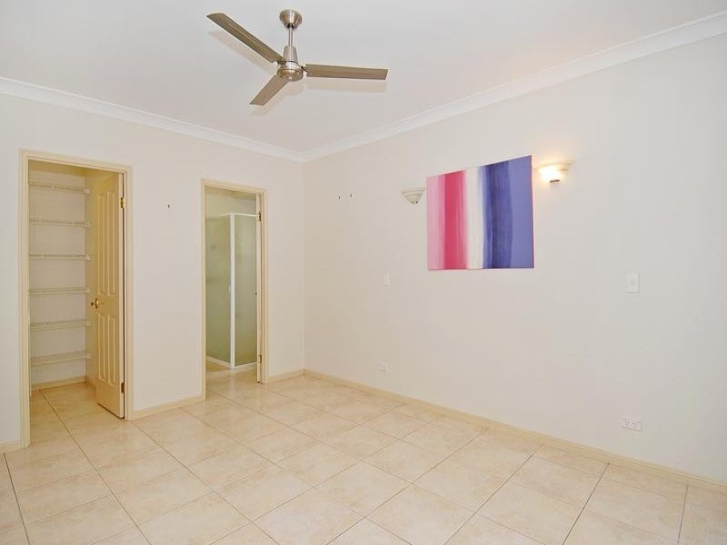 3 Ben Bolt Close, Redlynch QLD 4870