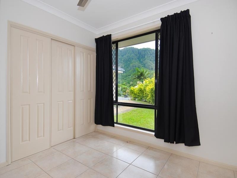 3 Ben Bolt Close, Redlynch QLD 4870