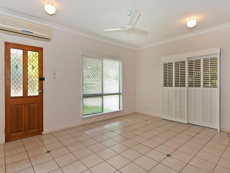 2 Sugar Glider Close, Kamerunga QLD 4870