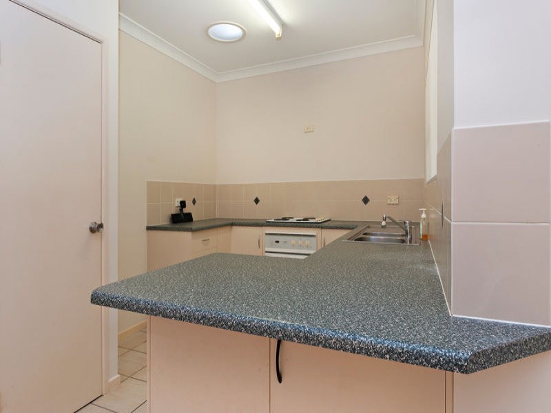 2 Sugar Glider Close, Kamerunga QLD 4870