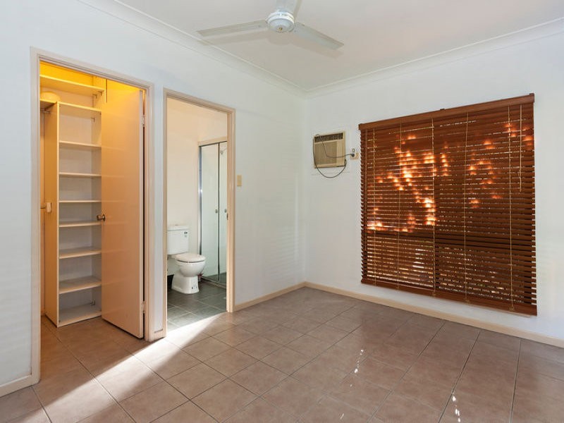 2 Sugar Glider Close, Kamerunga QLD 4870