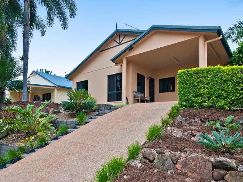37 Pilosa Street, Redlynch QLD 4870