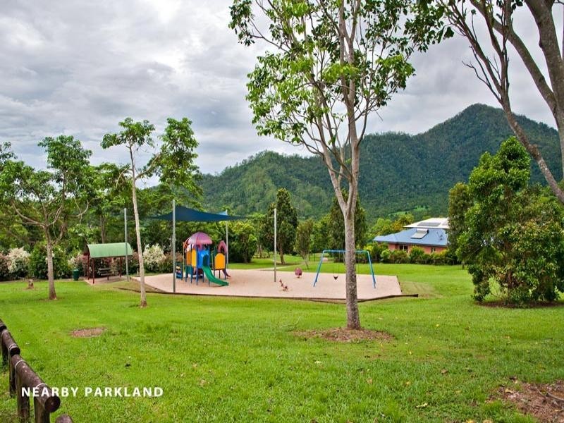 37 Pilosa Street, Redlynch QLD 4870