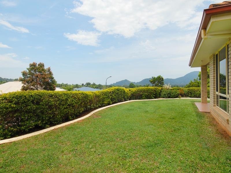 42 Pilosa Street, Redlynch QLD 4870