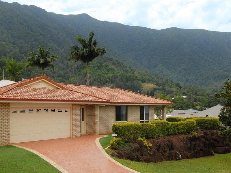 42 Pilosa Street, Redlynch QLD 4870