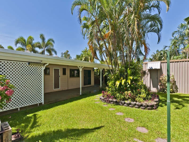 13 Caribbean Street, Holloways Beach QLD 4878