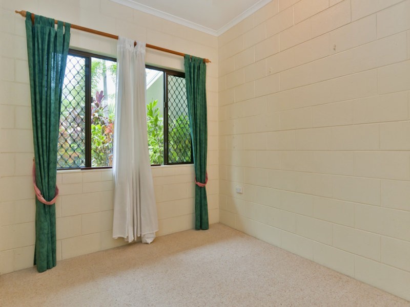 13 Caribbean Street, Holloways Beach QLD 4878