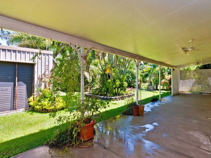 13 Caribbean Street, Holloways Beach QLD 4878