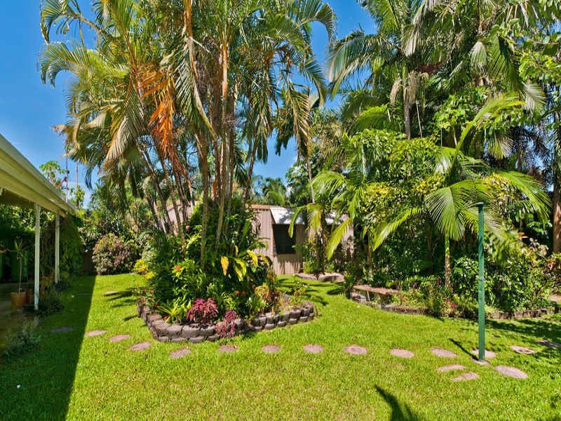 13 Caribbean Street, Holloways Beach QLD 4878