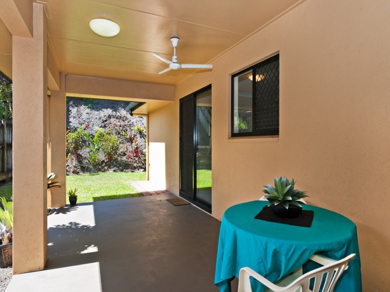 65 William Hickey Street, Redlynch QLD 4870