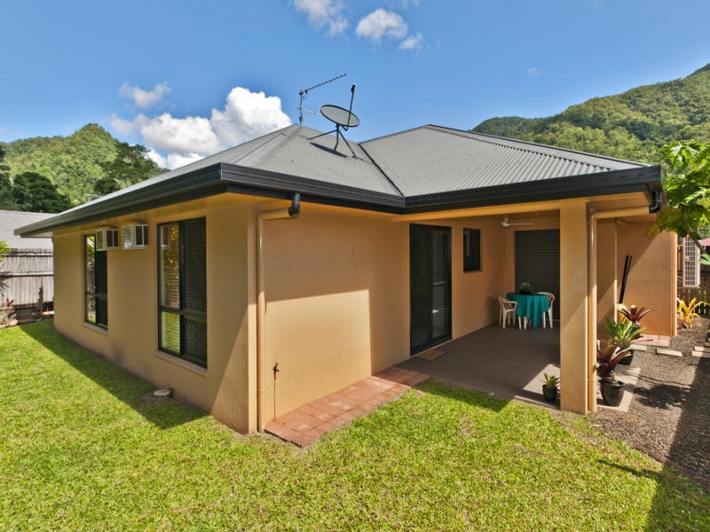 65 William Hickey Street, Redlynch QLD 4870