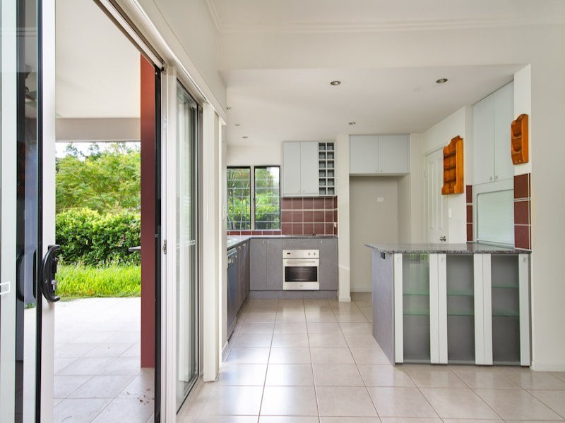 16 Willie Ming Close, Redlynch QLD 4870