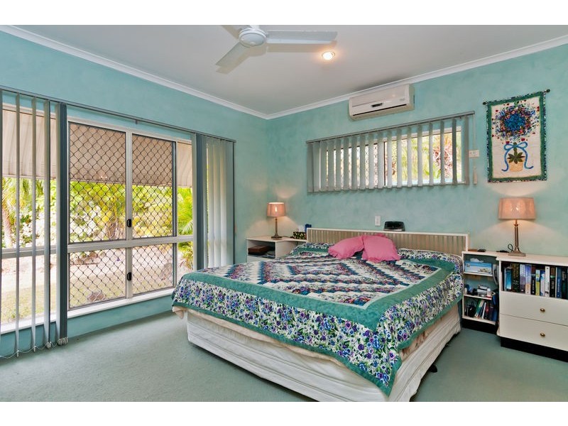 7 Mistletoe Close, Kamerunga QLD 4870