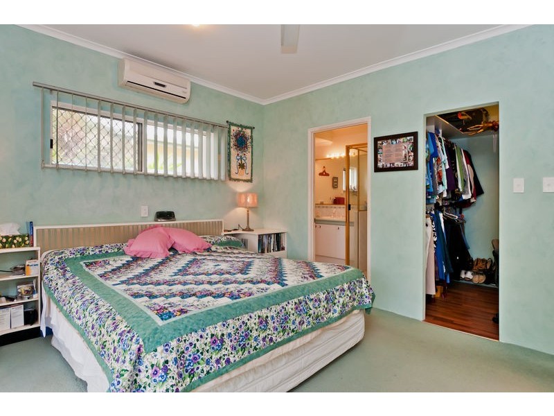 7 Mistletoe Close, Kamerunga QLD 4870